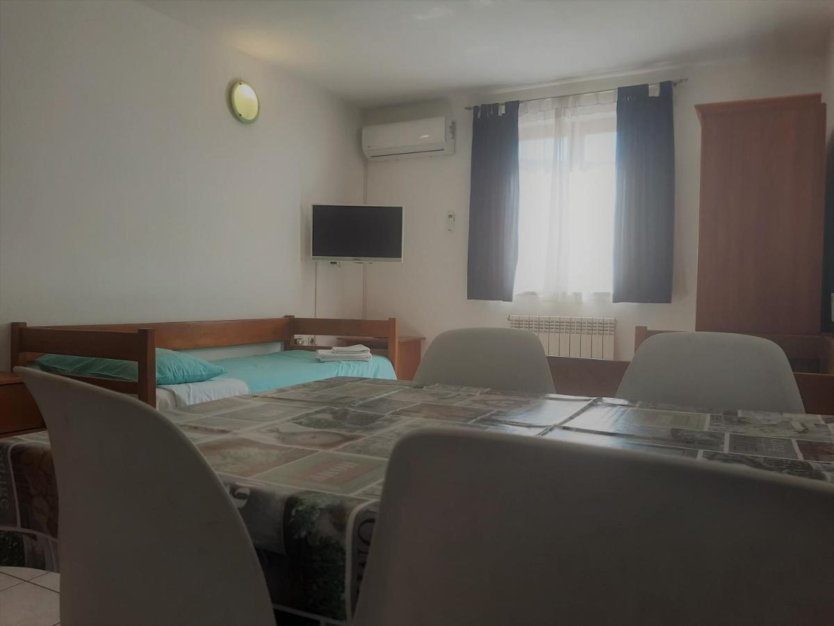 Apartments Barbara Gregovica Póla Kültér fotó